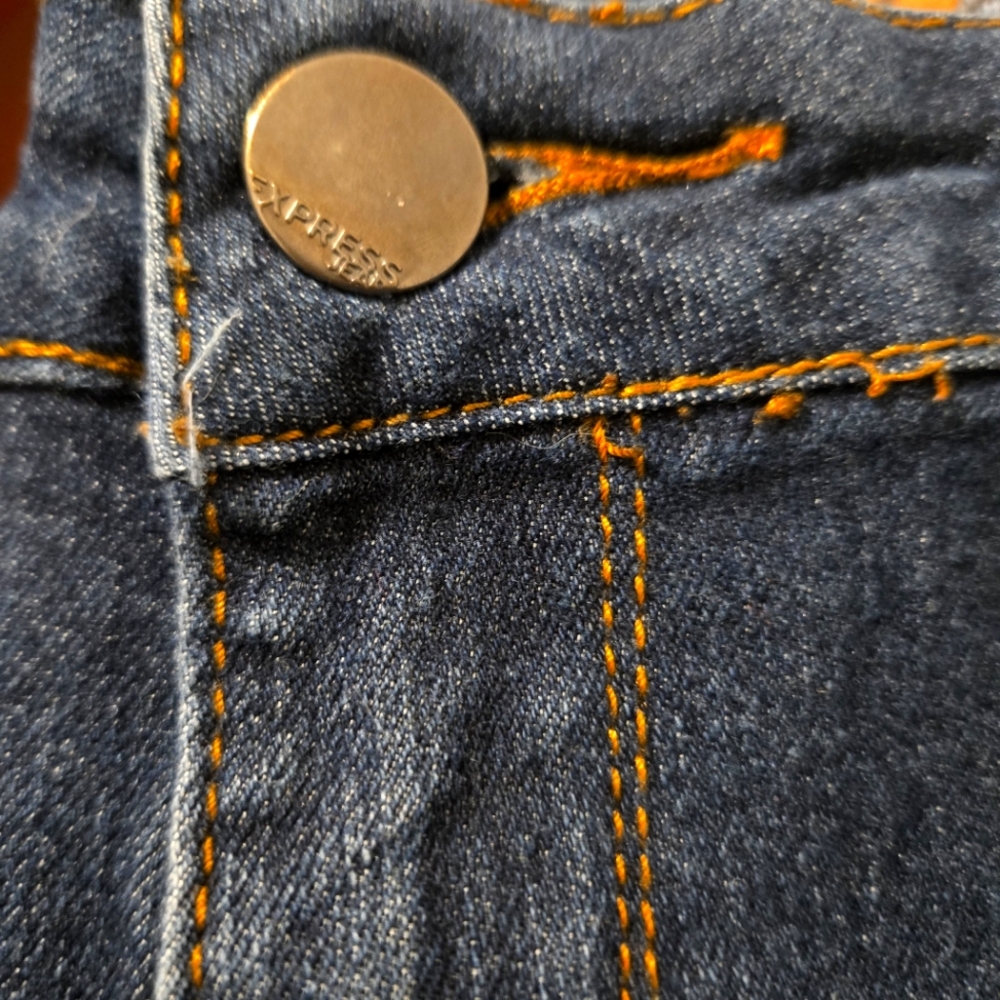 Express Boyfriend Cut Jeans
